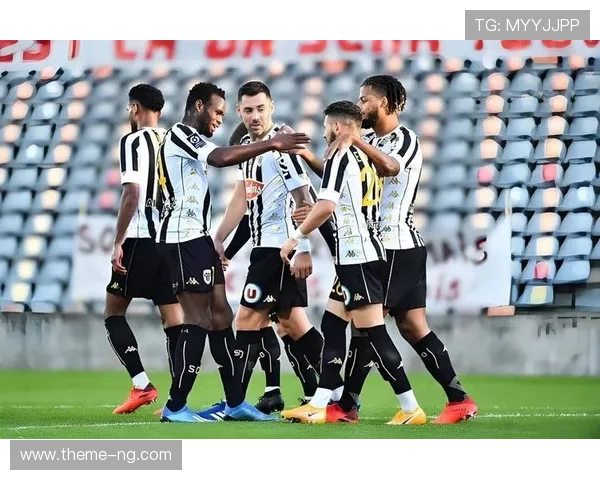 昂热俱乐部赛季动荡主帅更迭引援策略调整球迷期待重返法甲强队列